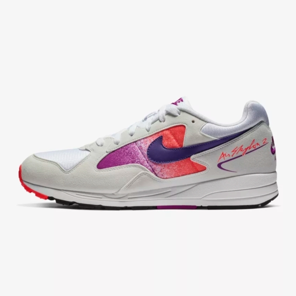 Nike Air Skylon II Clear Emerald Solar red women's size 6